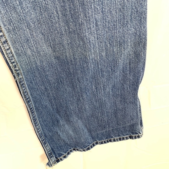 COPY - AMERICAN EAGLE FAVORITE FIT Distressed Jeans sz 10 - Picture 4 of 10